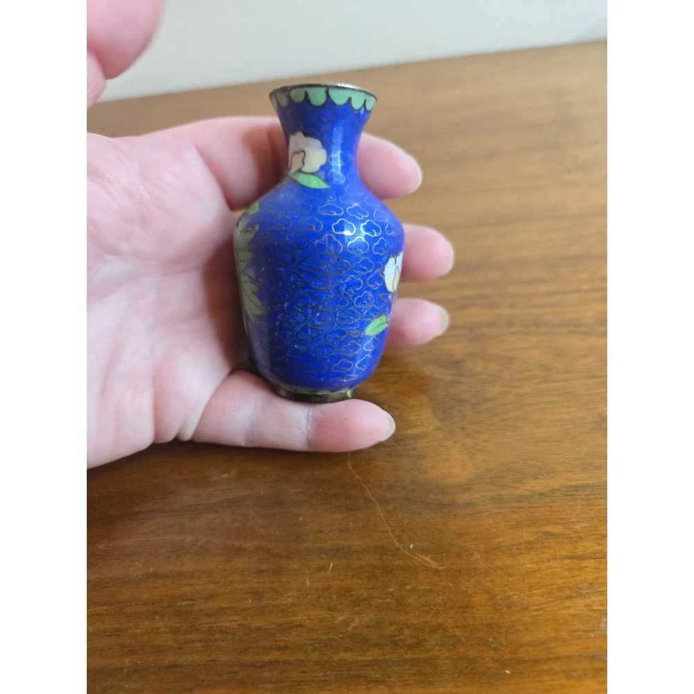 Vintage Cloisonne Mini Vase Asian Blue Floral Pink Metal Dollhouse Miniature 3